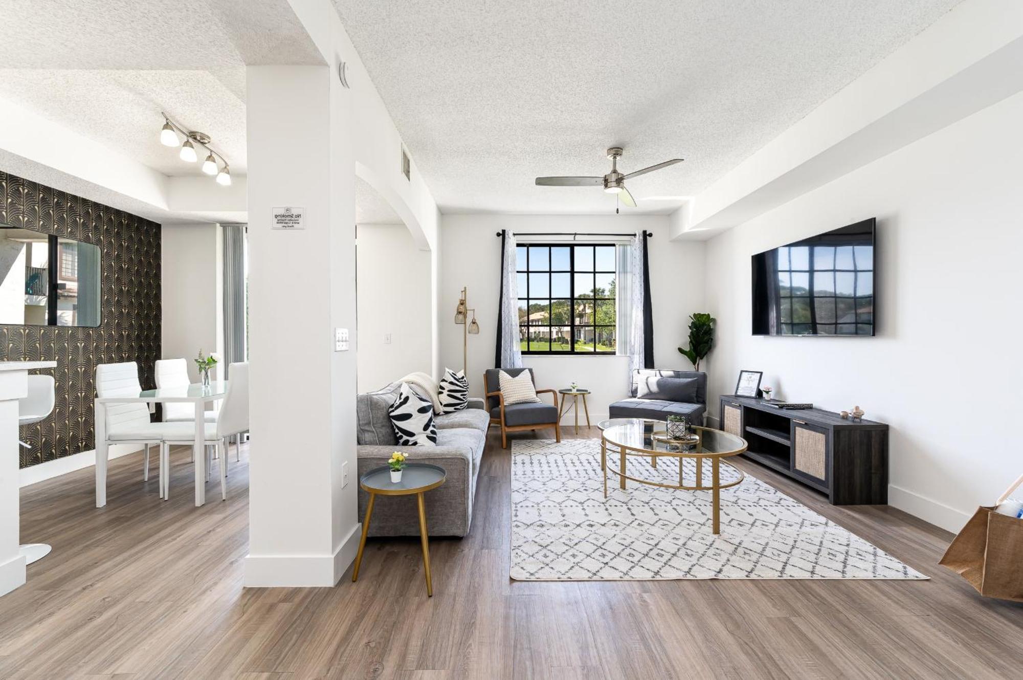 Newly Renovated Townhome With King Bed Delray Beach Extérieur photo